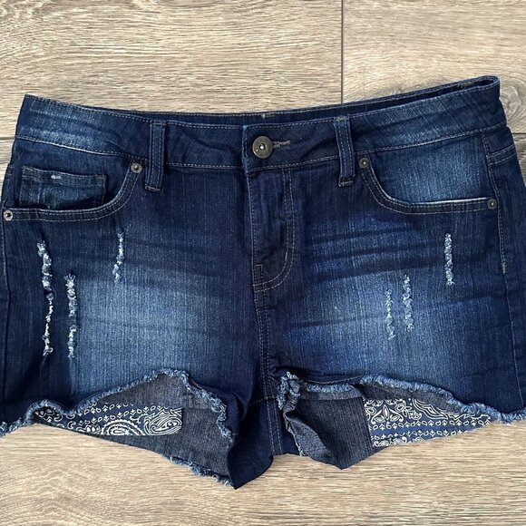 U2B Urban Basics Dark wash Denim Jean Shorts Size 11 Handkerchief Pockets - Picture 8 of 8